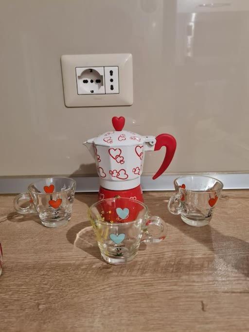 New & Great Located Apartment Near Center Tirana Buitenkant foto